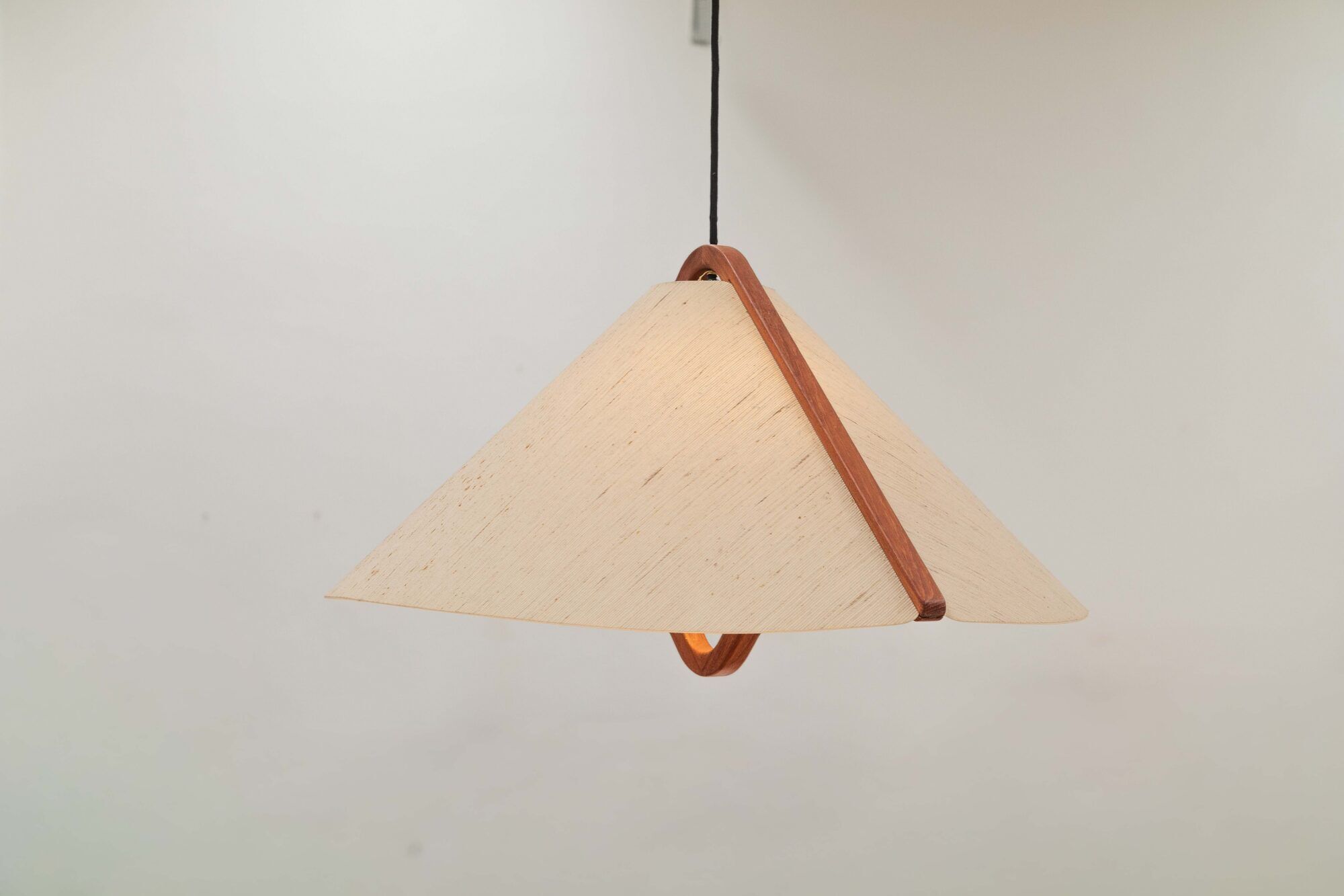 Hanging lamp 'Winga' by Domus