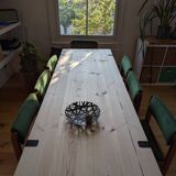 Minimalist dining table