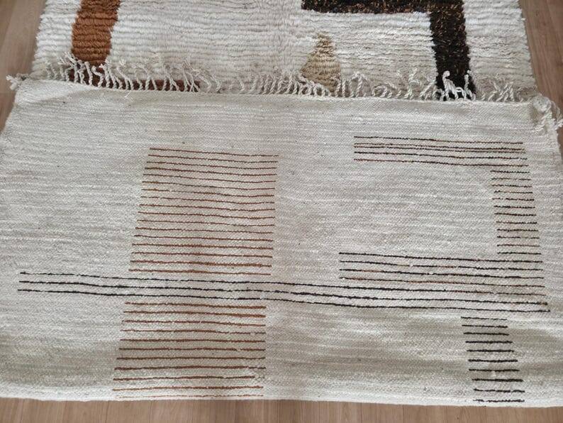 Large Azilal wool rug, 200 x 300 cm