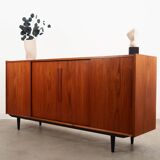 Buffet en teck, design danois, années 1970, production : Danemark