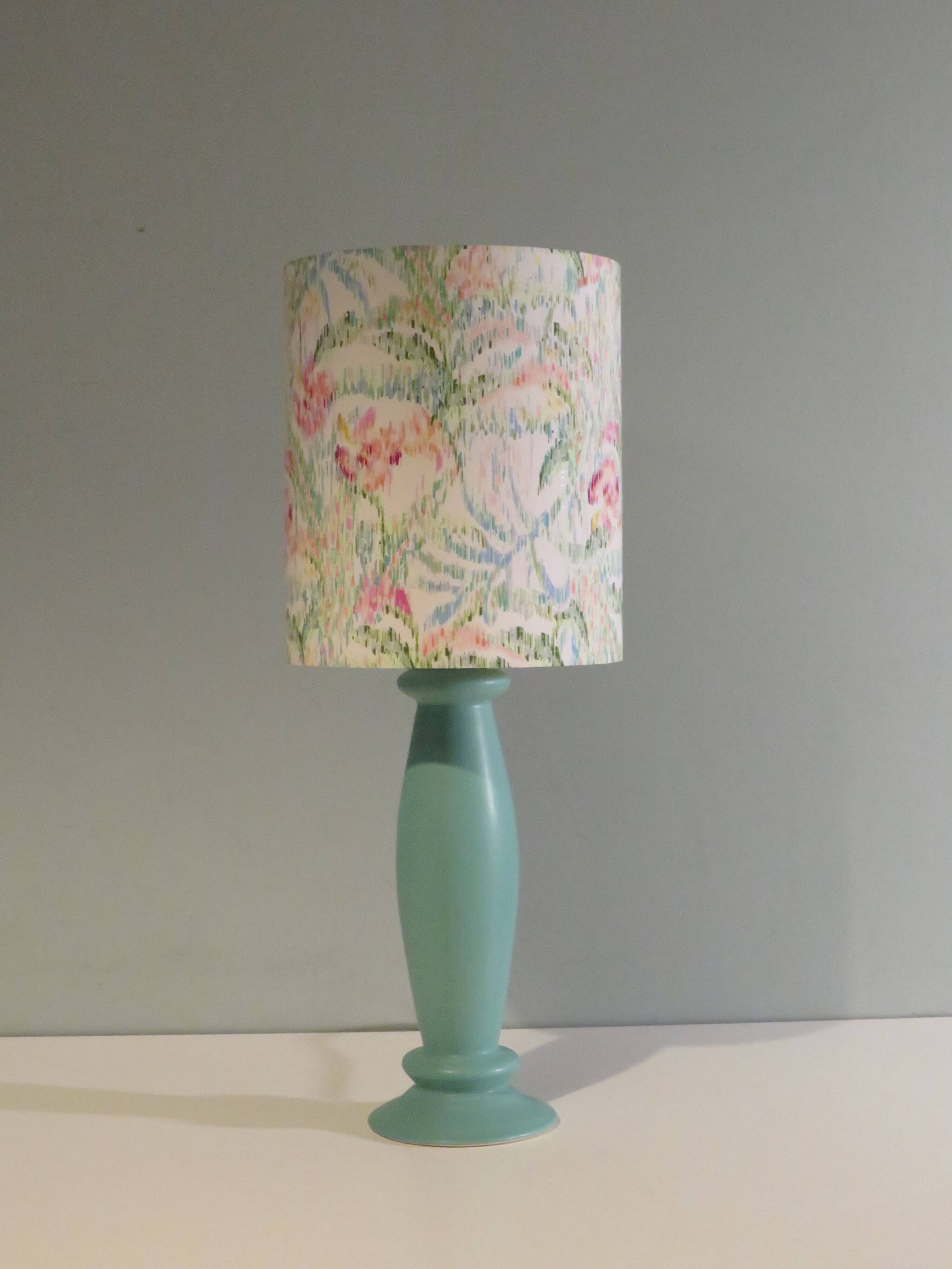 Mint green ceramic table lamp from Porcelaines de Bruxelles in Memphis style. 1980s
