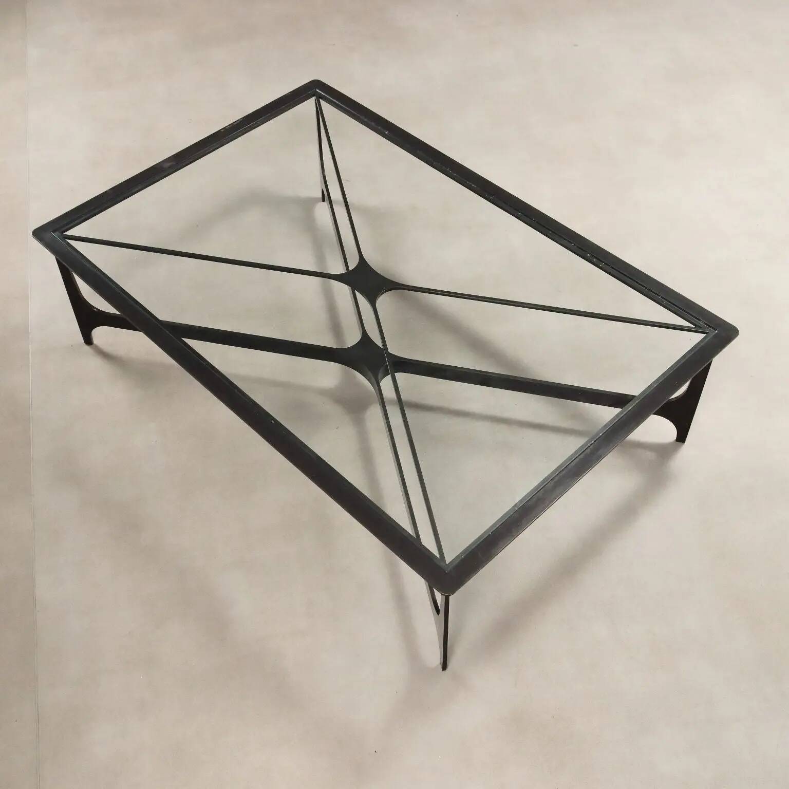Small antique coffee table in black lacquered iron and glass, Italy, 20th century.