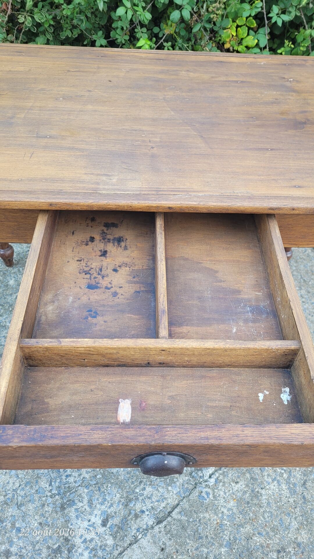 Farm table