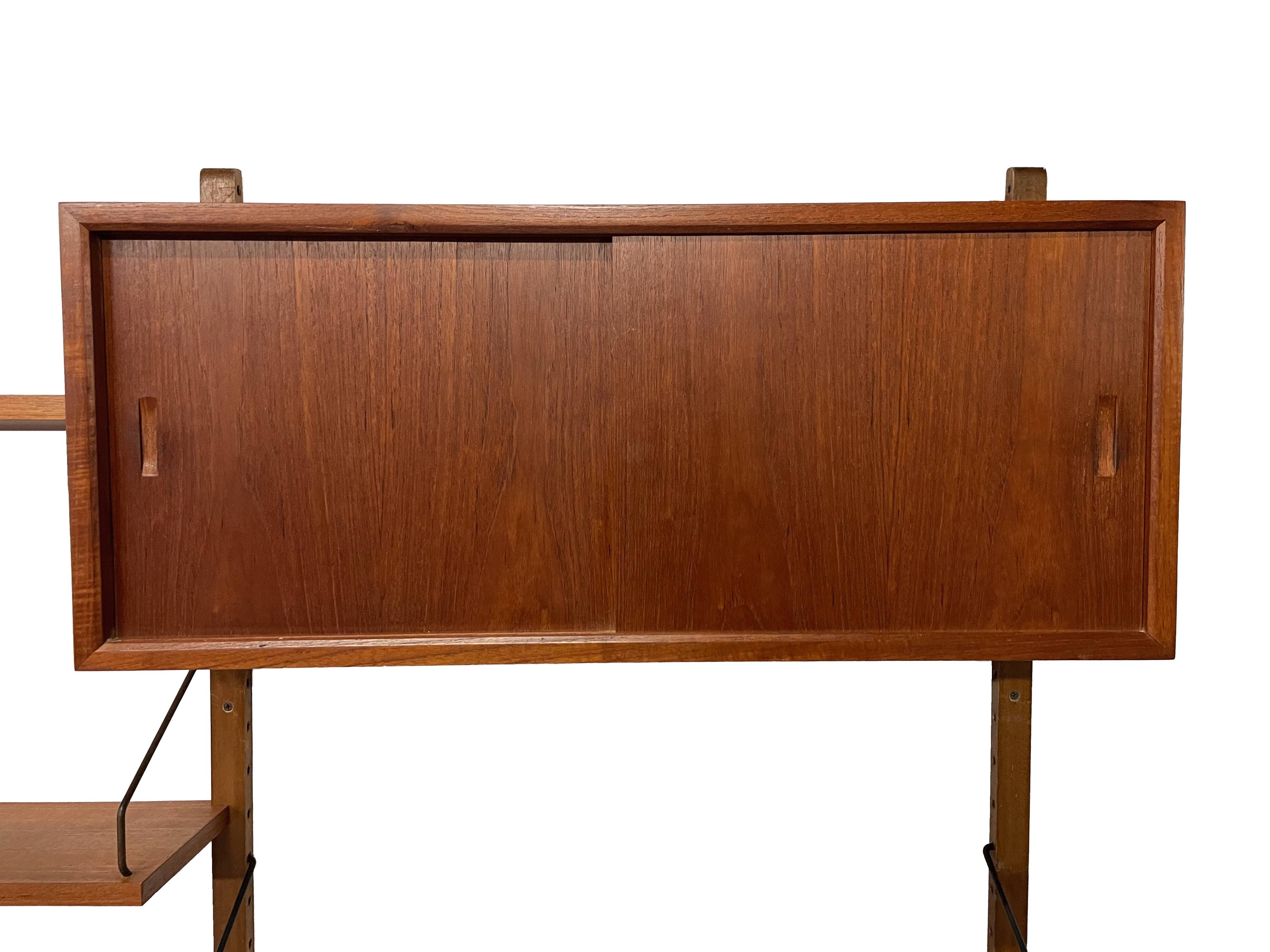 Vintage Poul Cadovius Royal System wandsysteem wandmeubel