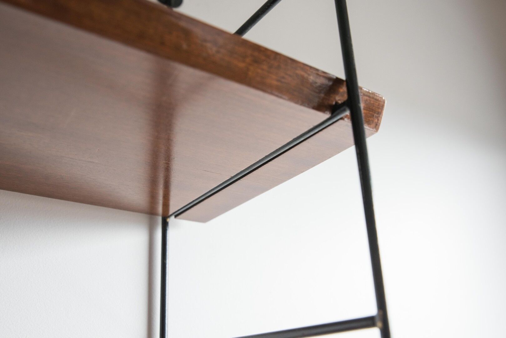 Shelf wood and metal