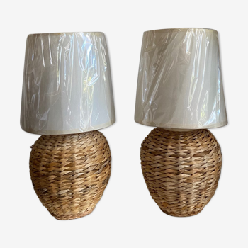 Set of two rattan/wicker bedside lamps