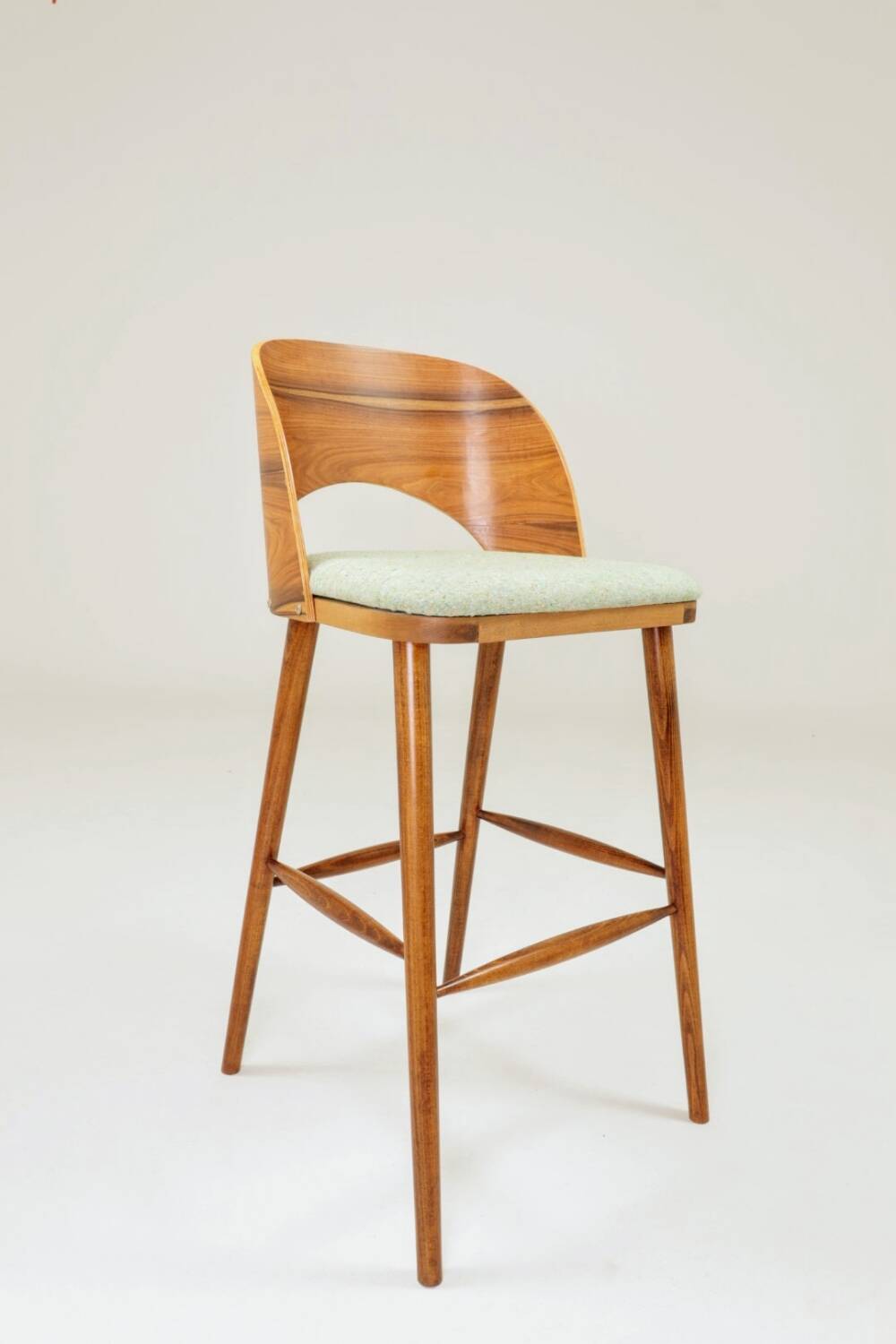 Brasil Apple Green Granola Palisander Bar Stool