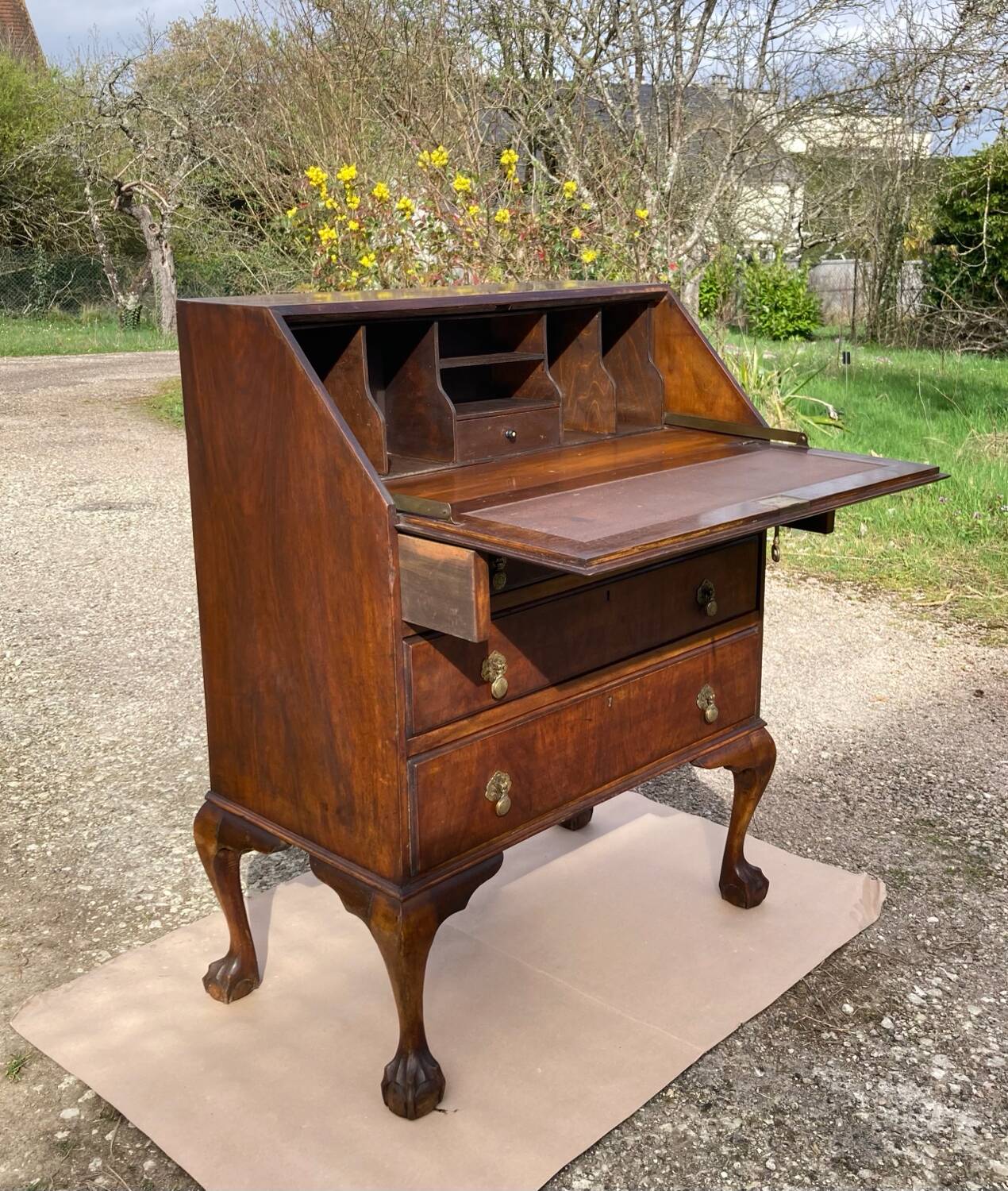 Sloping desk or writing desk, early 20th century, Made in England