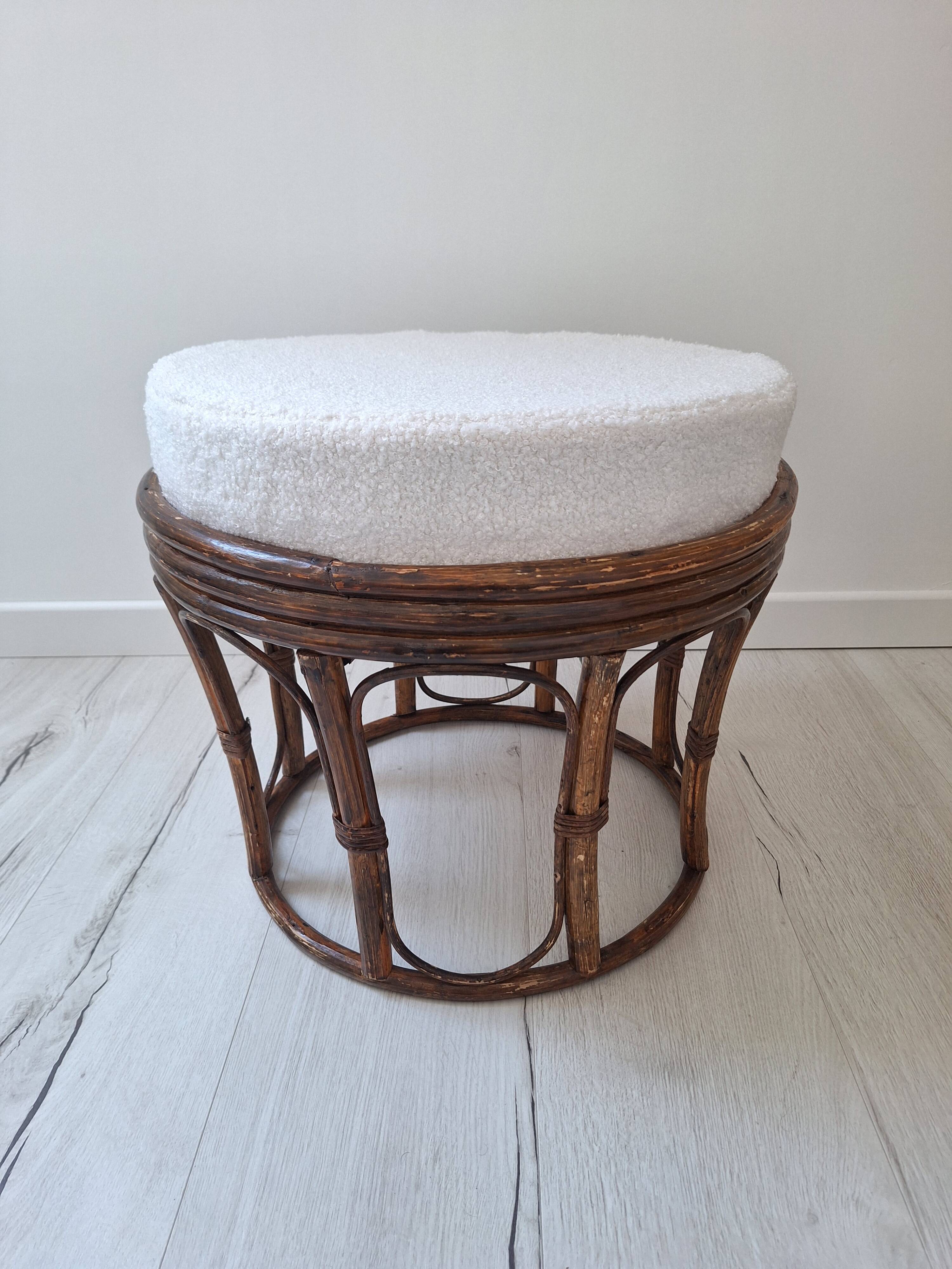 Rattan and terry fabric pouf