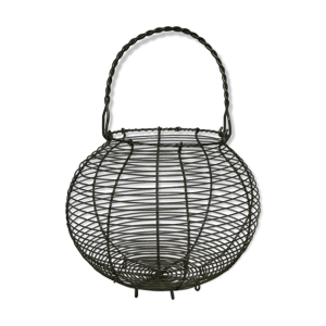 Panier à oeufs en metal tressé