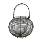 Egg basket in braided metal