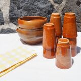 Set de 9 tasses gobelets en grès vernissé