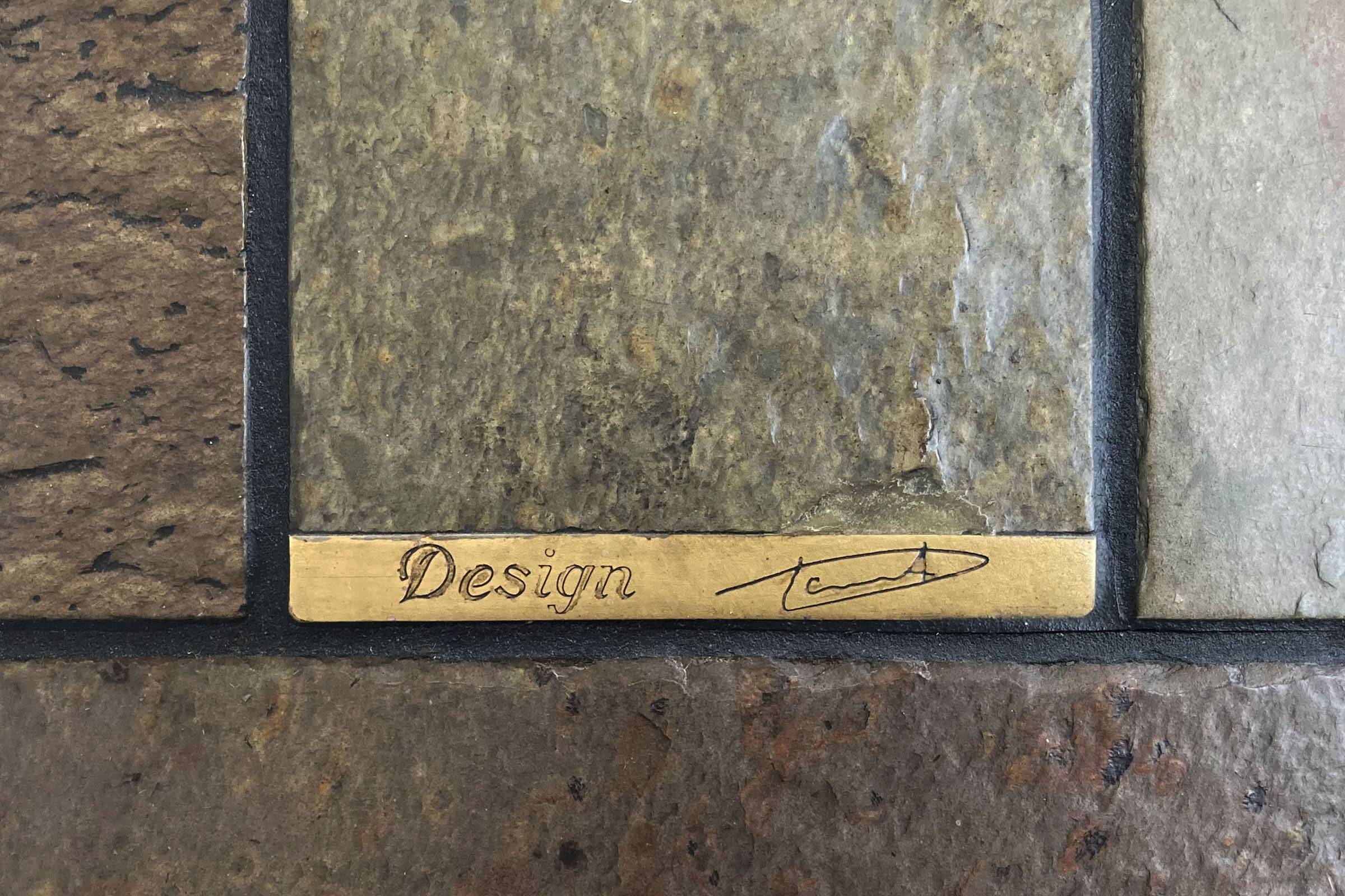 Table basse brutaliste Paul Kingma - pierre, ardoise et laiton