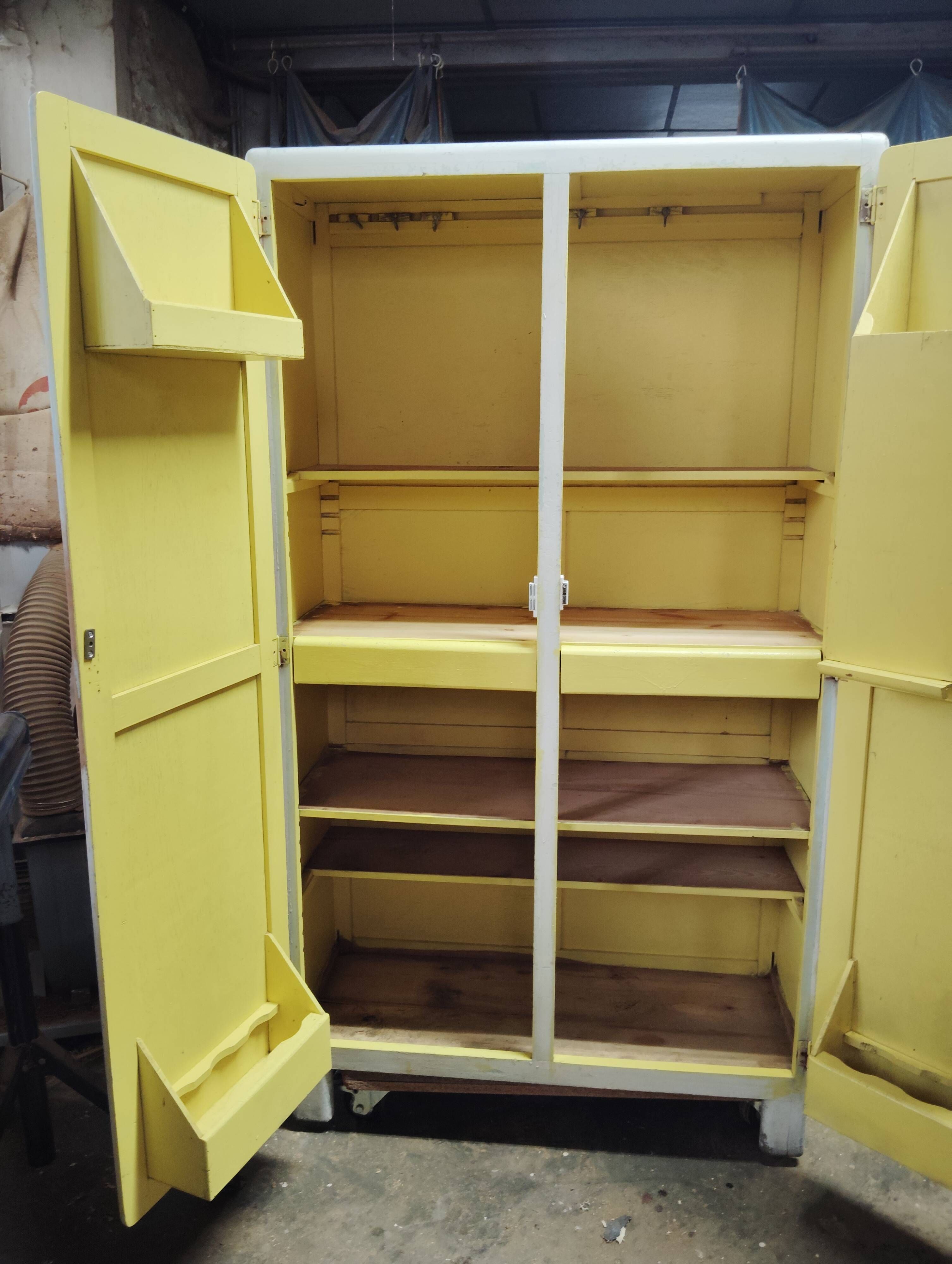 Armoire Parisienne de cuisine