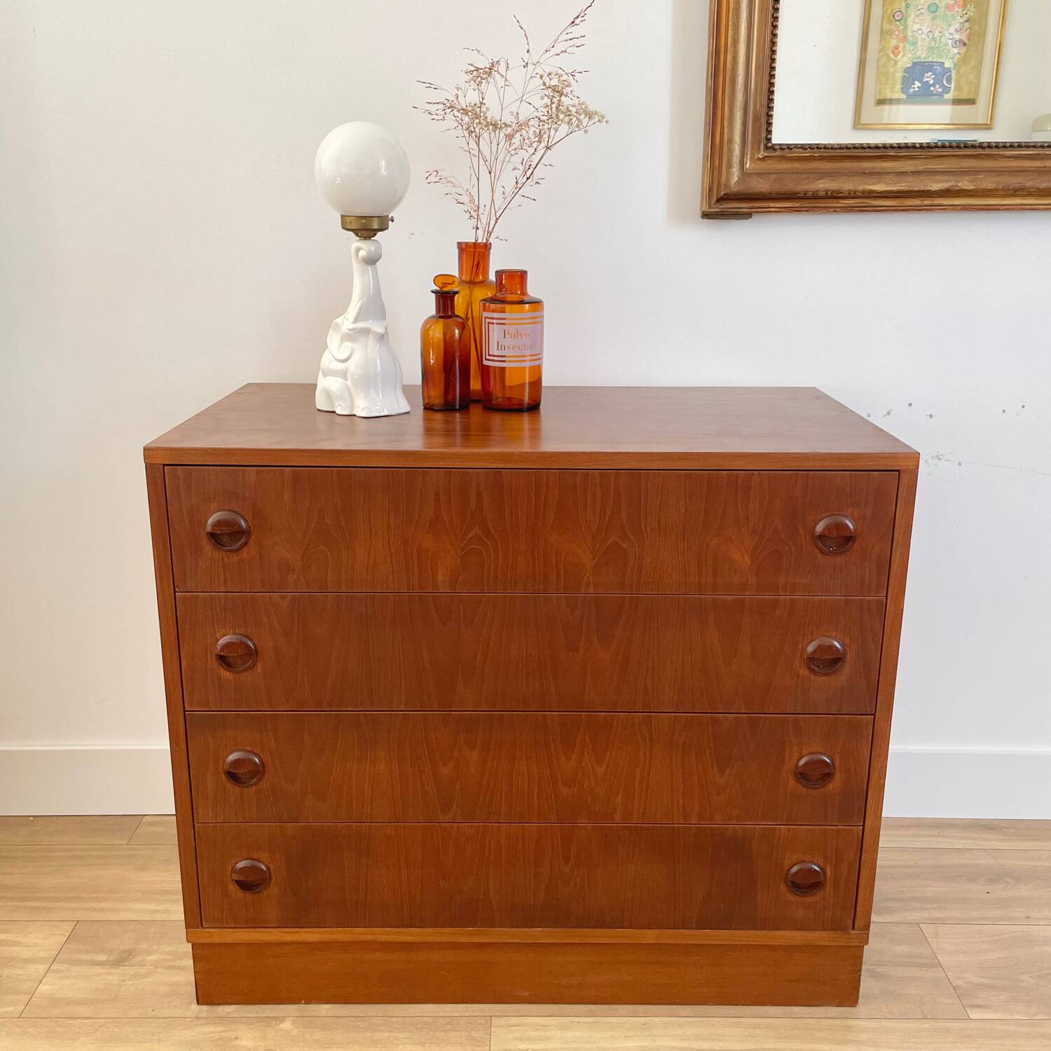 Scandinavian chest of drawers