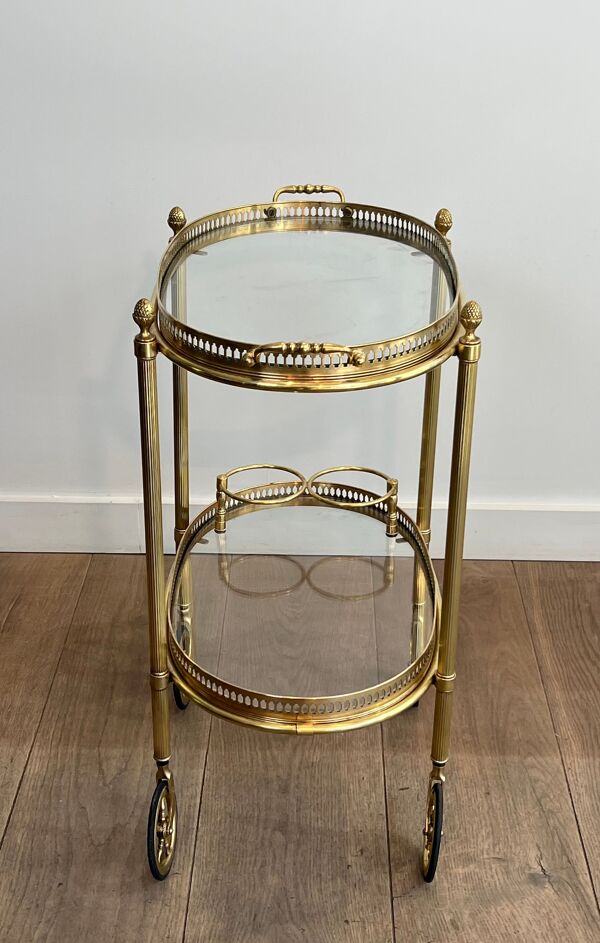 Petite table roulante ovale en laiton à double plateaux amovibles de la Maison Bagués