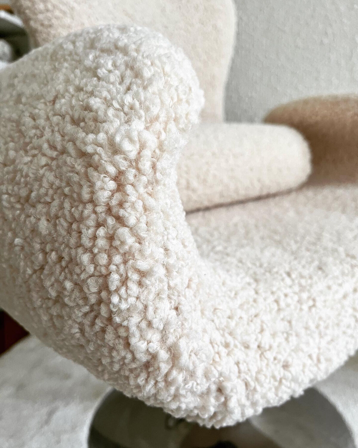 Vintage design armchair