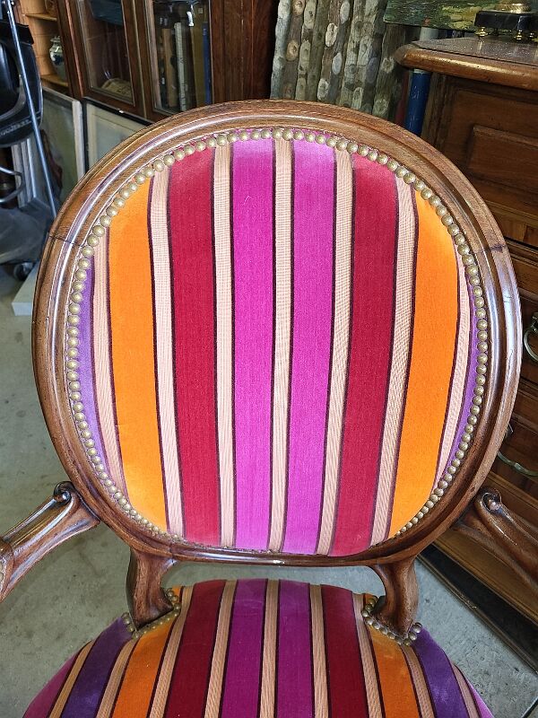 Pair of armchairs louis philippe medaillon walnut of the xix th century