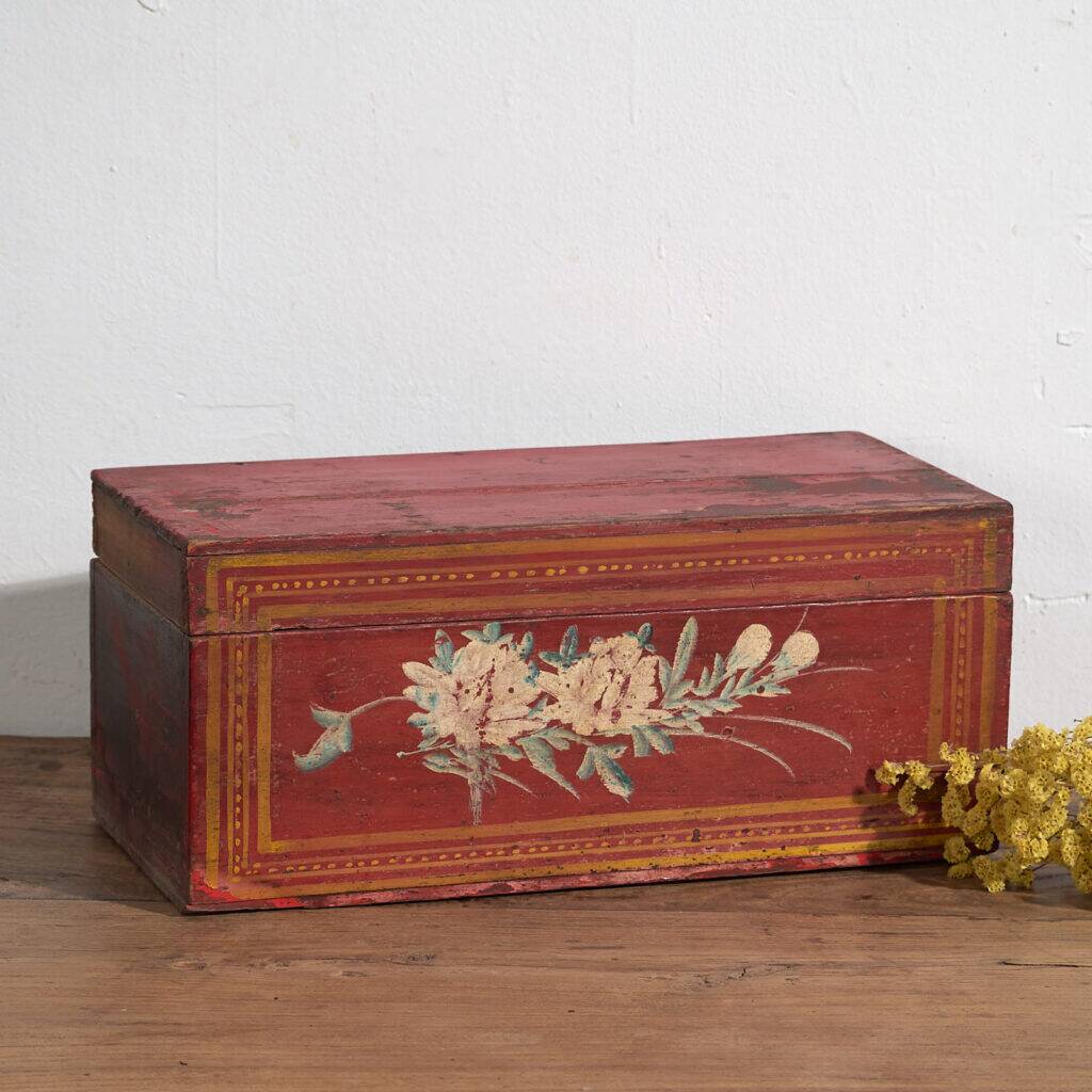 Small antique chest with floral patterns (circa 1900) #39