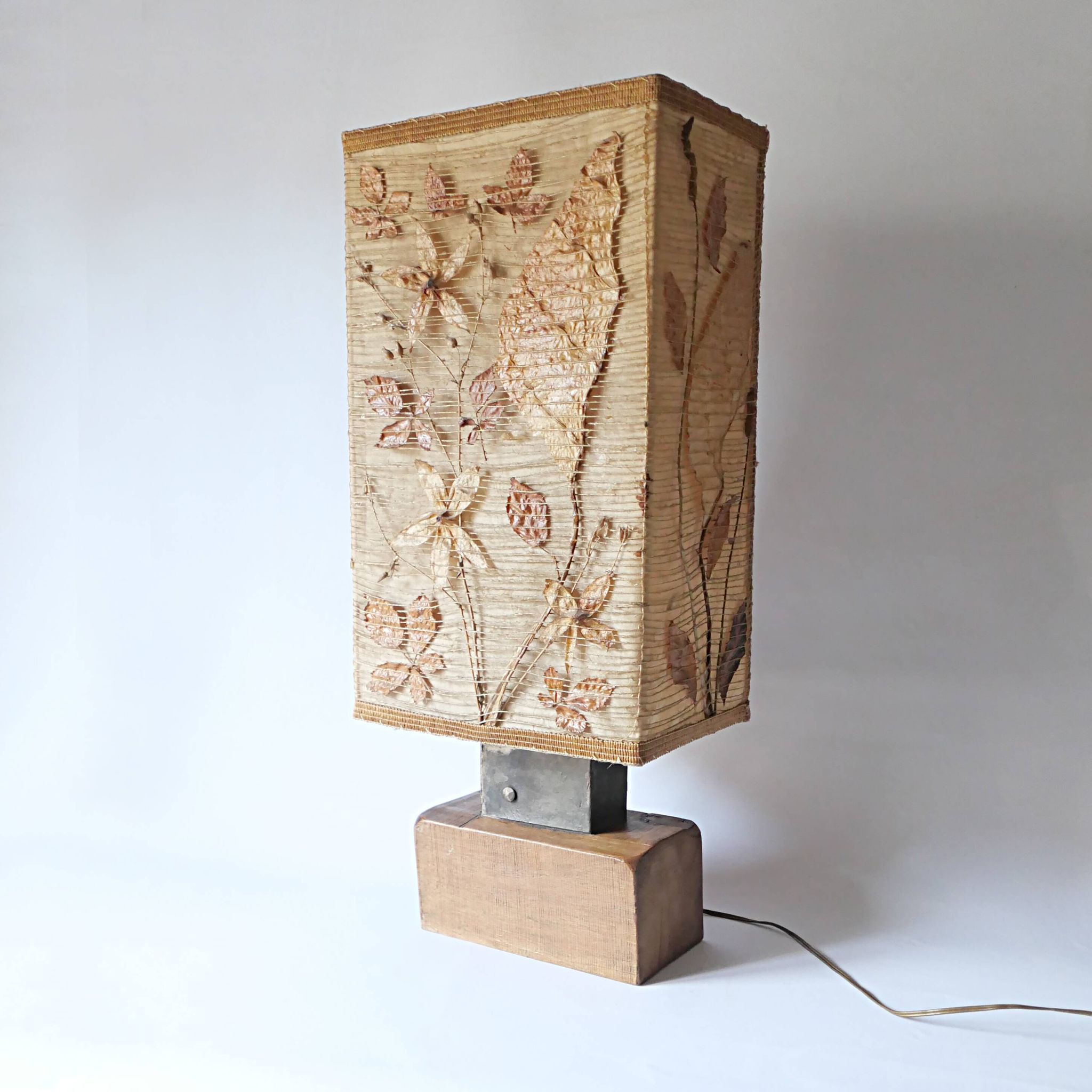 Large vintage lamp from the 70s, 1970 design, wood, metal, fabric.