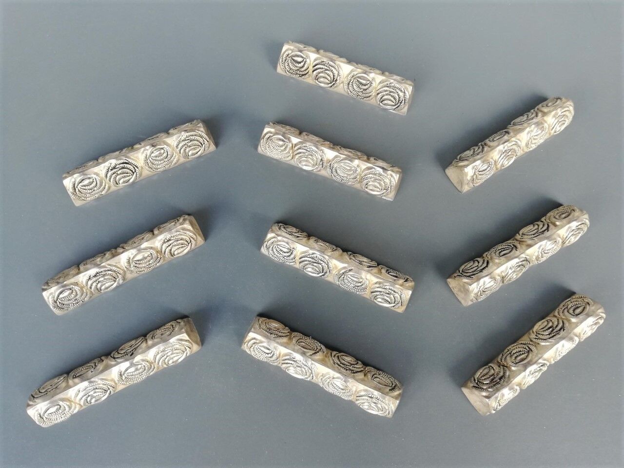 Set of 10 vintage knife holders