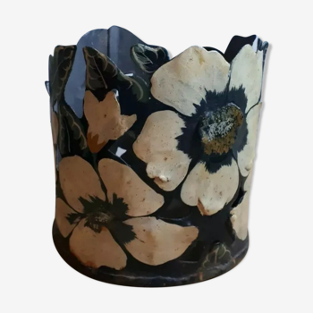 Vintage jar sheet painted flowers