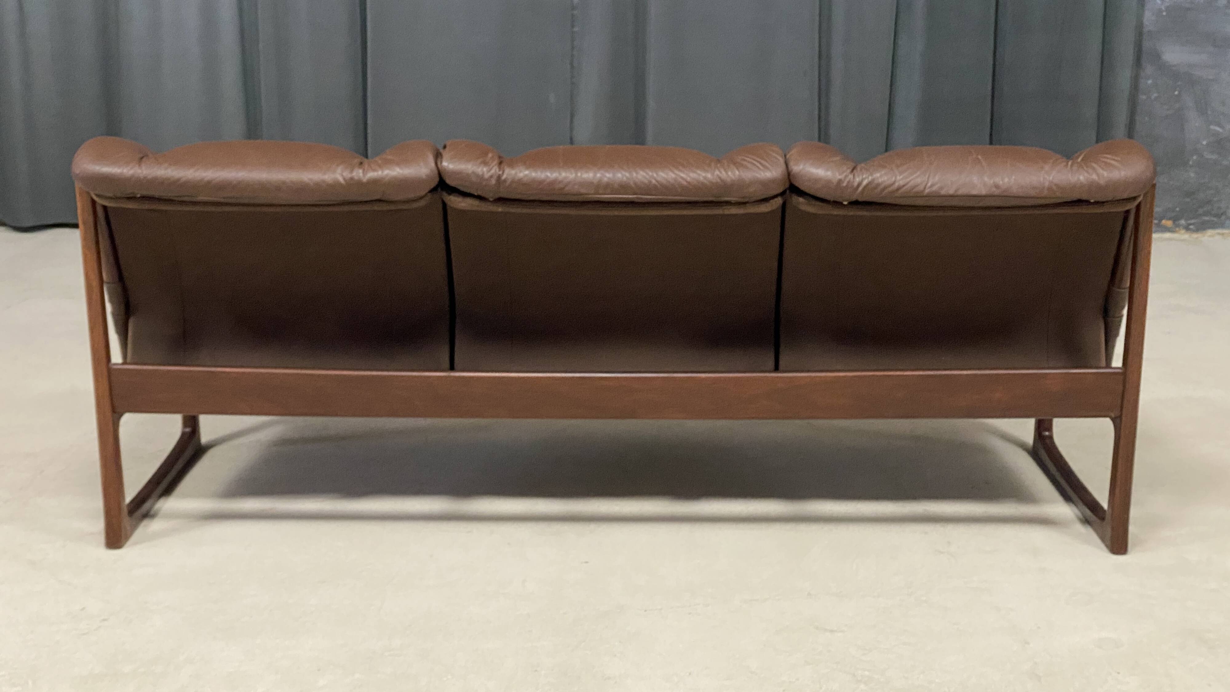 Sofa et 2 fauteuils en palissandre Torbjørn Afdal, Norvège années 1960