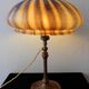 Lampe « Champignon » Art-Nouveau — iped en bronze et abat-jour dôme en pâte de verre