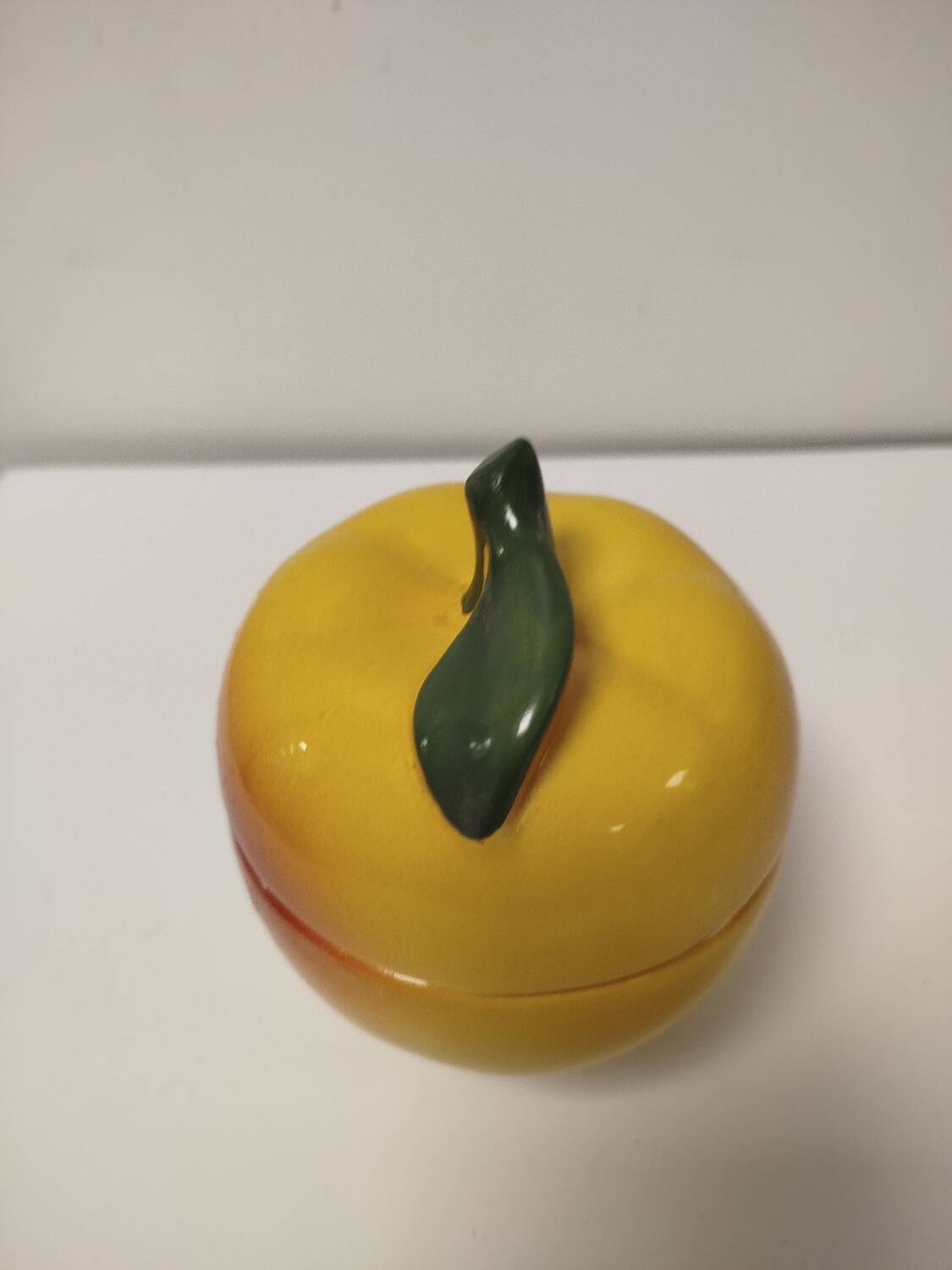 Ceramic Apple Storage Box