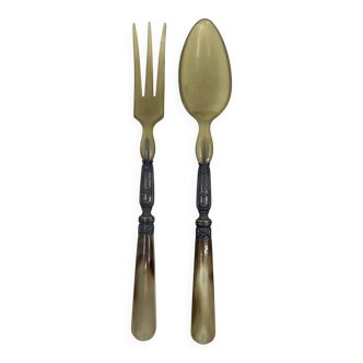 Salad service (spoon and fork) two-tone horn