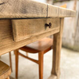Farm table