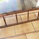 Table basse en bois et verre