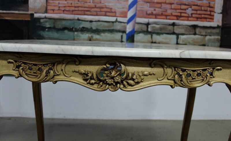 Table à gibier Louis XV en noyer XIXe