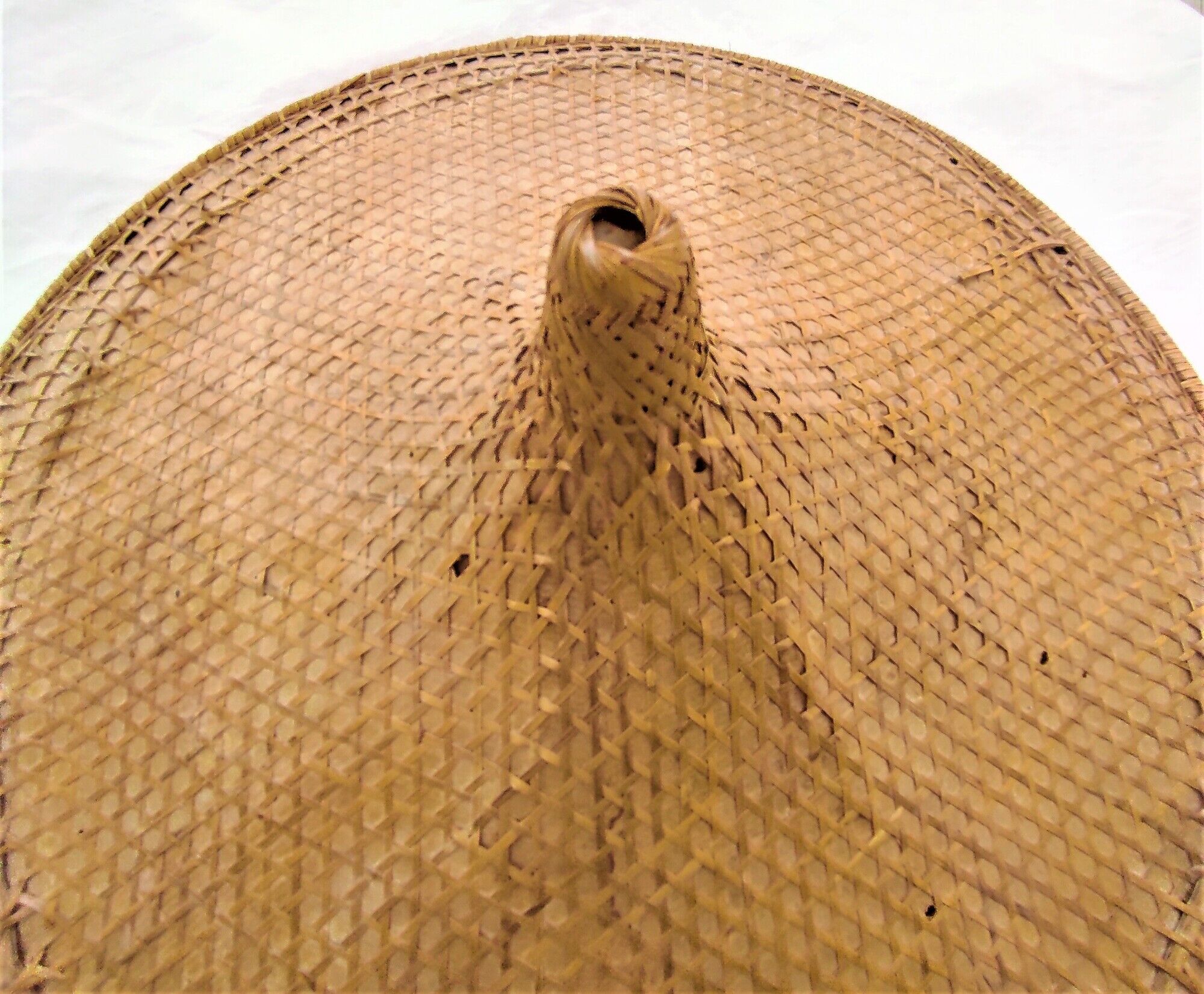 Asian Chinese hat in rattan wicker 60/70s with a diameter of 55 cm