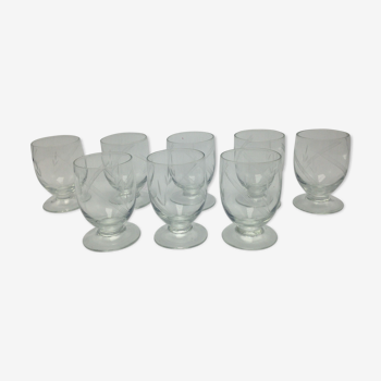 Lot de 8 verres à liqueur cristal gravé