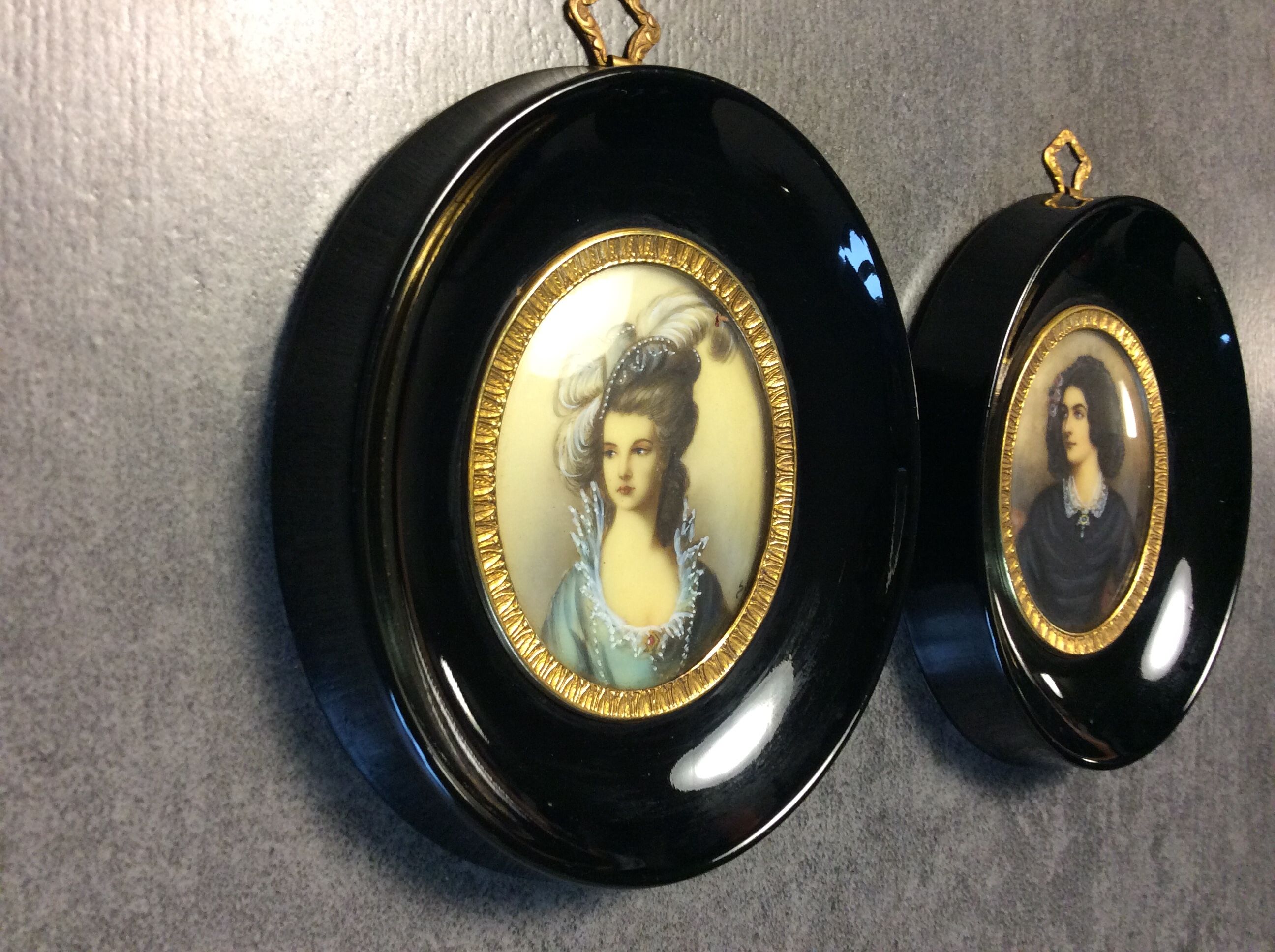 Pair of Napoleon III miniature frames