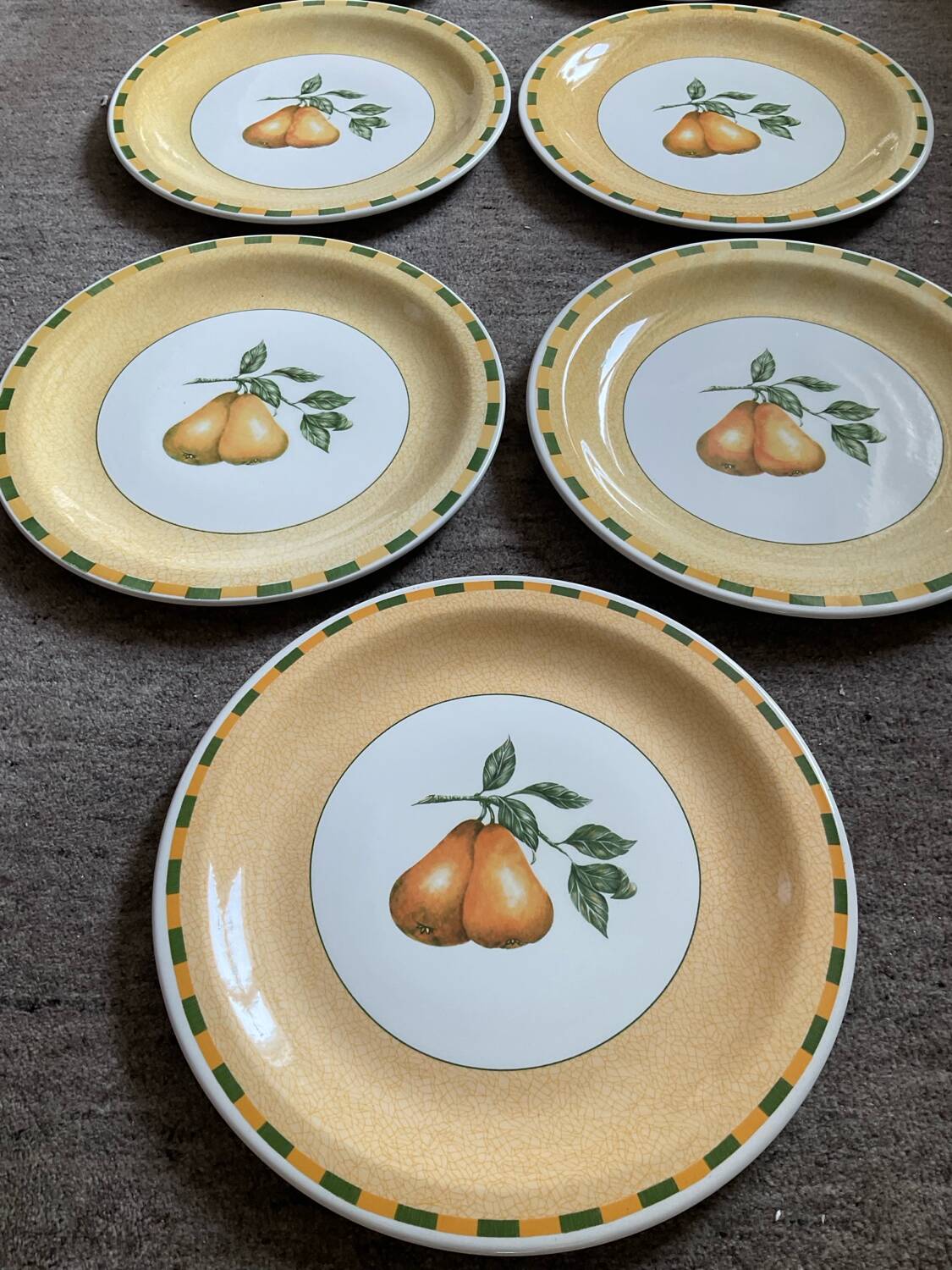 Set of 9 large Churchill-Staffordshire porcelain plates