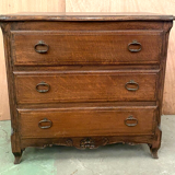 Neo rustic chest of drawers in oak XX century