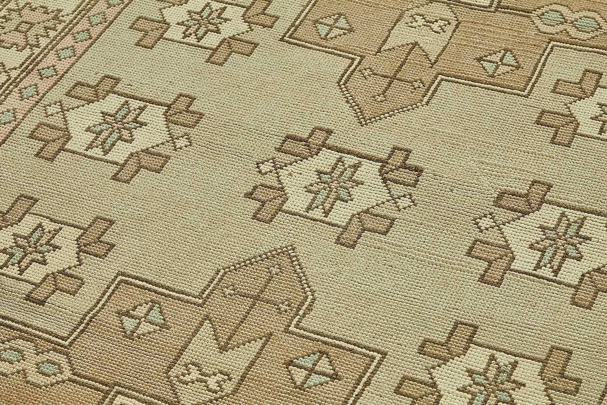 Turkish Vintage Anatolian Rug 134 cm x 237 cm