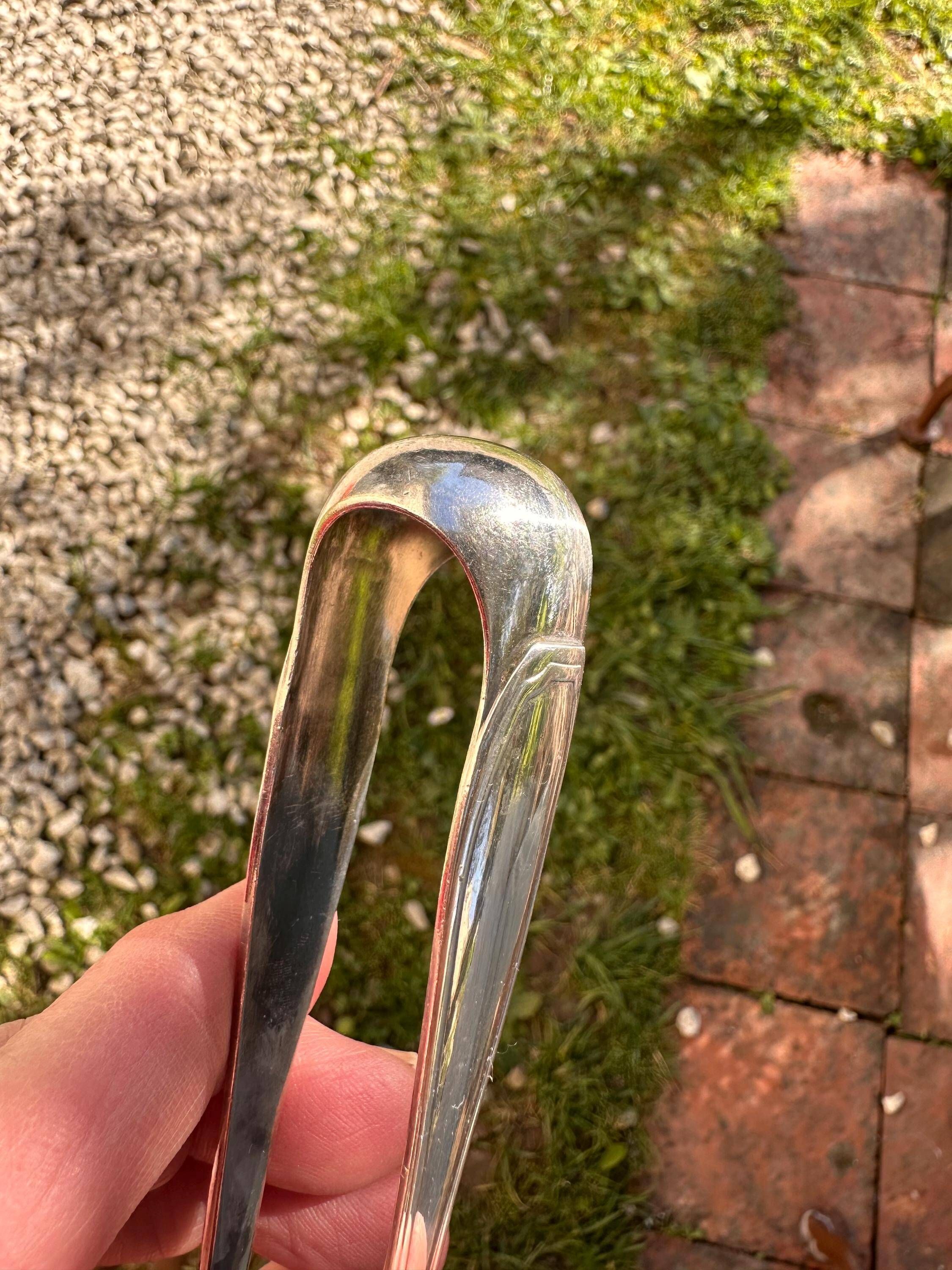 Vintage silver-plated sugar tongs by Gundart – Filigree decoration