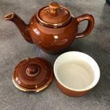 Teapot AND sugarpot