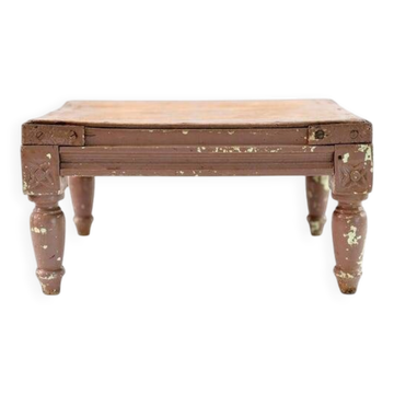 Antique Bajot stool in weathered wood: richly patinated decorative table.