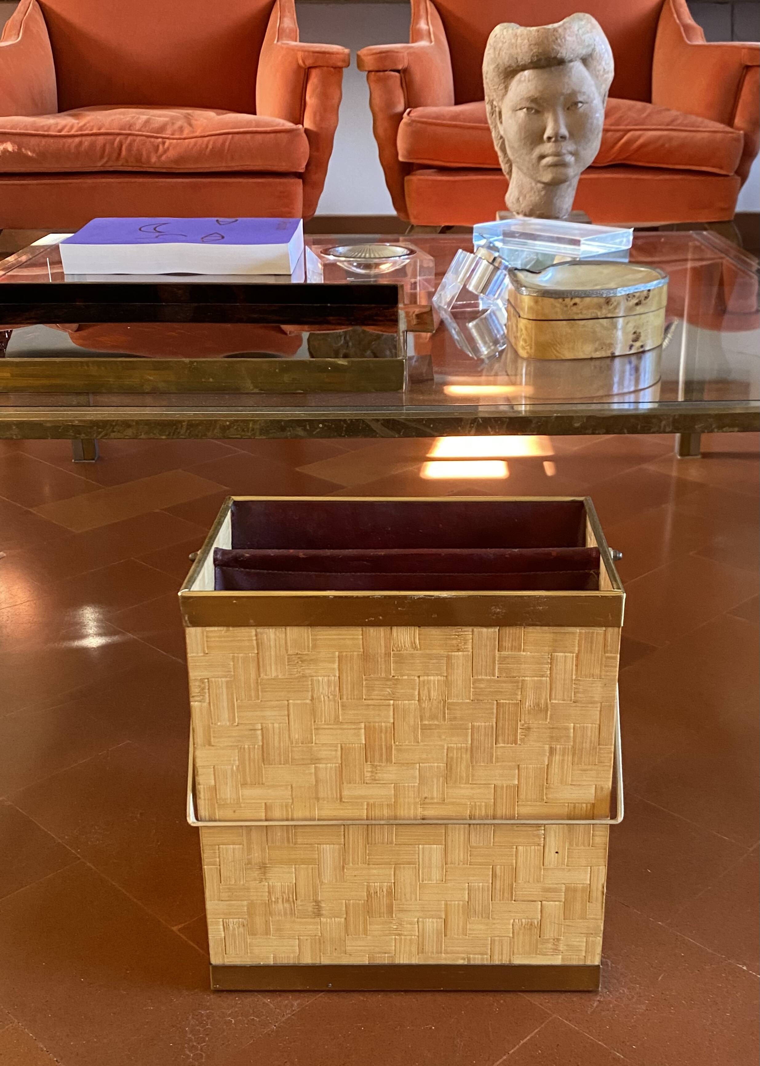 Hollywood regency brass and woven bamboo magazine rack, Metal Linea Nova Italy 1970