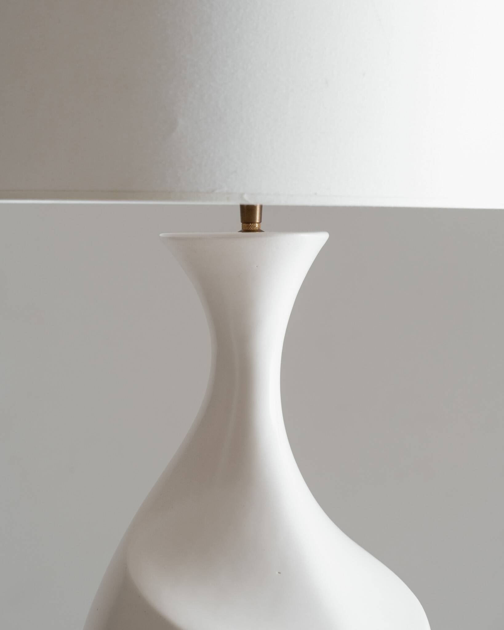 GALIBERT WHITE CERAMIC LAMP, 1960s