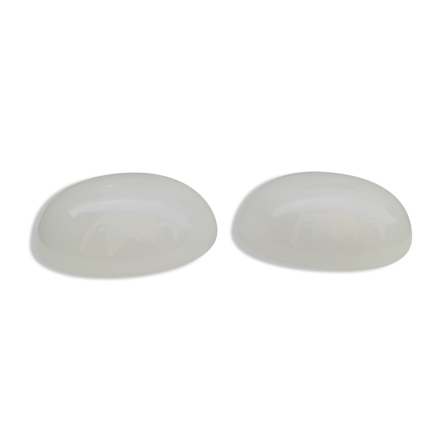 Two plafonniers in opaline of annees 60/70