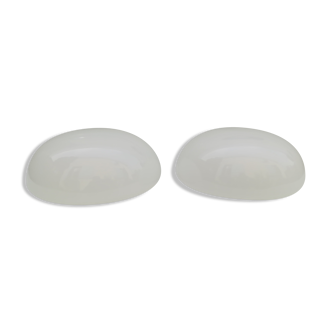 Deux plafonniers en  opaline des années  60/70