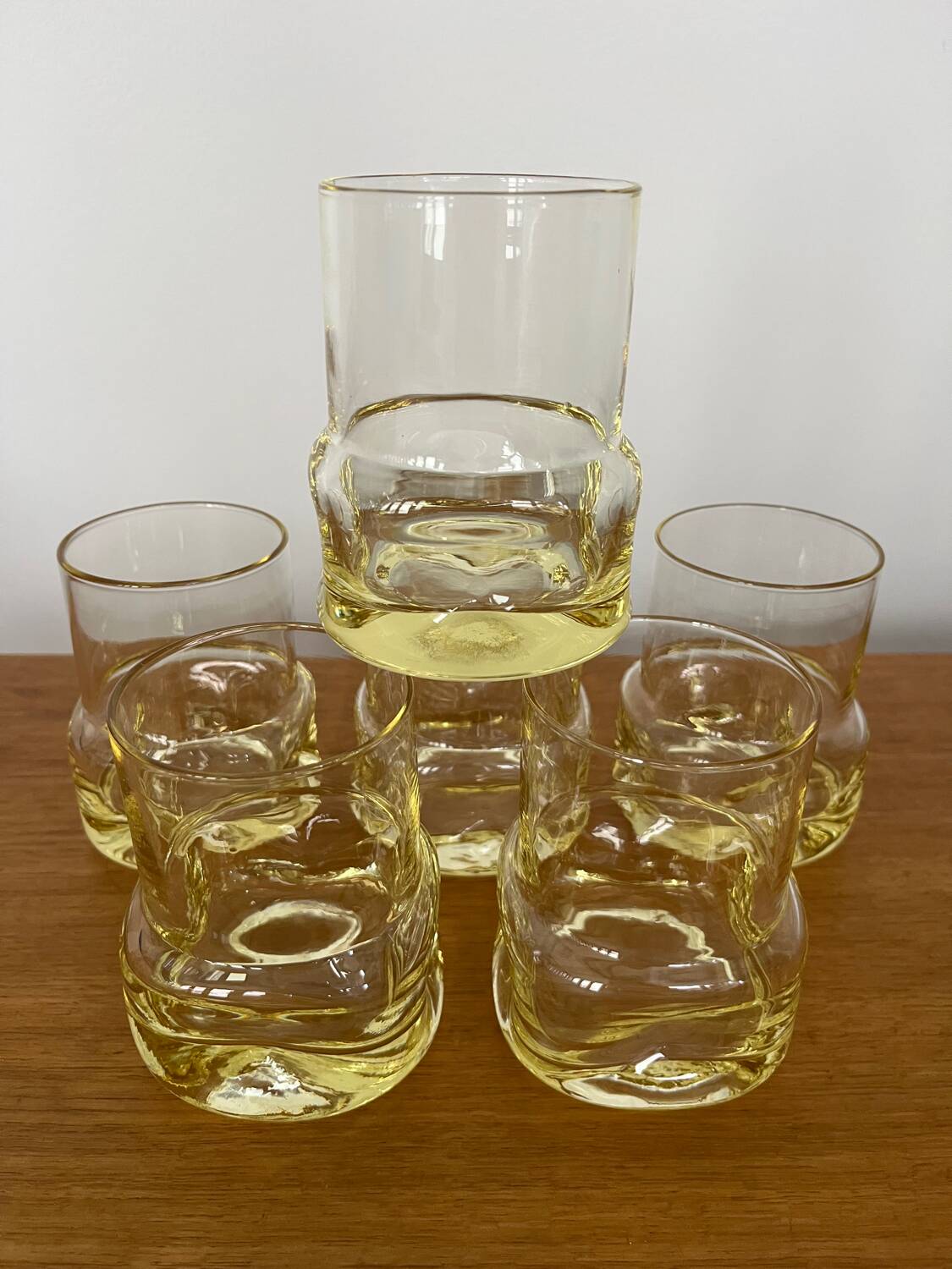 Set of 6 vintage yellow whisky glasses