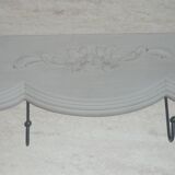 Porte manteaux en bois 4 patères fleurs gris