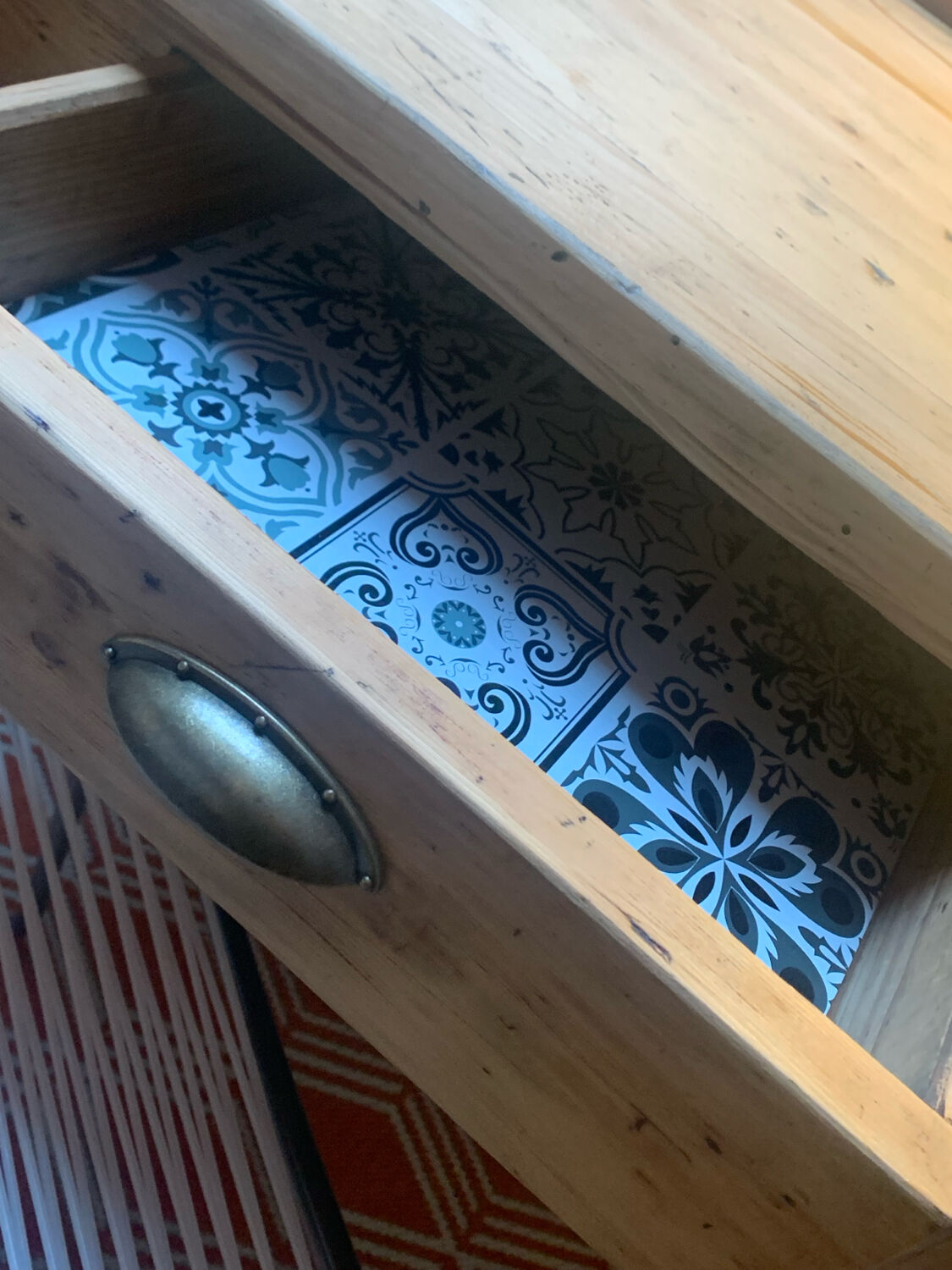 Solid wood desk, 1 drawer