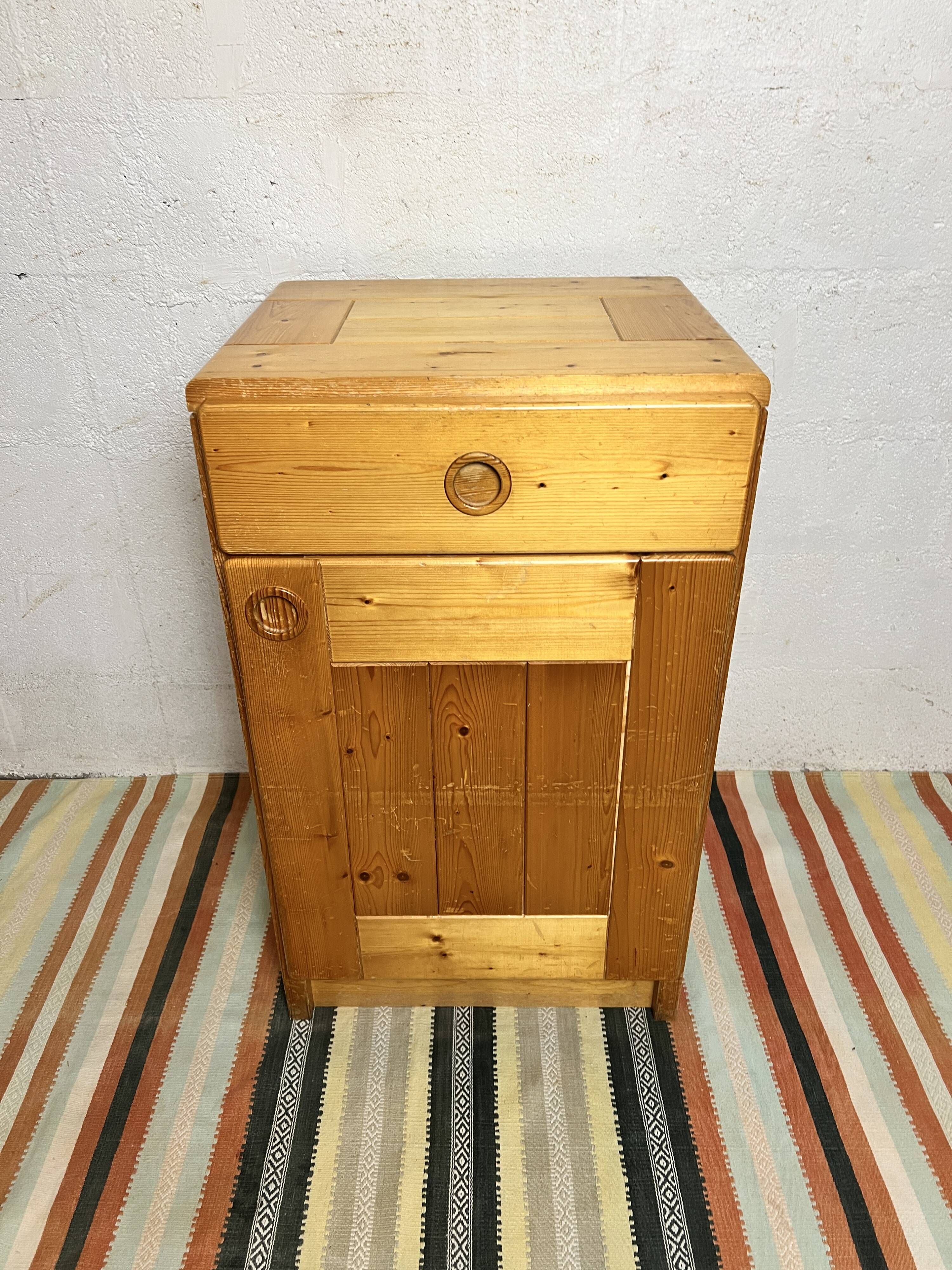 Charlotte Perriand selection buffet Les Arcs